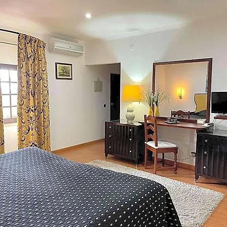 מלון Rural A Coutada - Peniche 3*