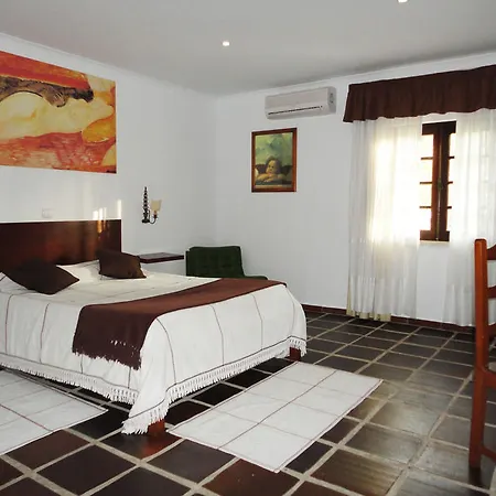 Отель Rural A Coutada - Peniche 3*